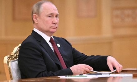 Putin asegura su permanencia en el Kremlin y advierte tercera guerra mundial