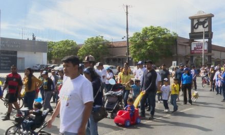 Caminan juntos por la inclusión en Saltillo