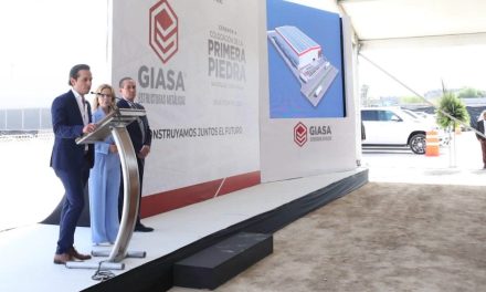 Colocan primera piedra de empresa GIASA en Saltillo