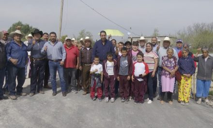 Cumple Chema Morales compromisos con el campo de Ramos Arizpe