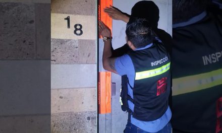 Encuentran a 100 menores de edad consumiendo alcohol en quinta de Torreón