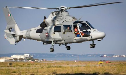 Desplome de helicóptero de la Semar deja tres muertos y dos desaparecidos