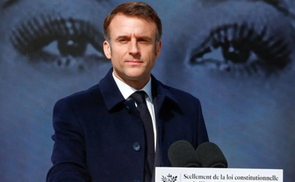Presidente de Francia impulsa ley de suicidio asistido