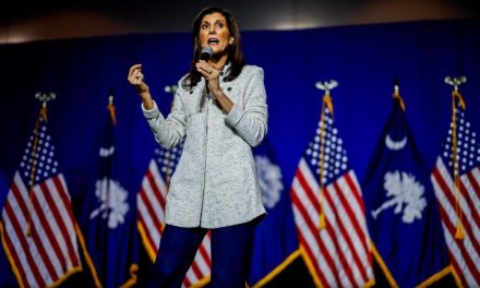 Nikki Haley  se retira de su candidatura a la presidencia por el Partido Republicano