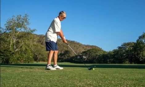 Ricardo Salinas Pliego recupera campo de golf en Huatulco… ‘Me la volvieron a pellizcar’