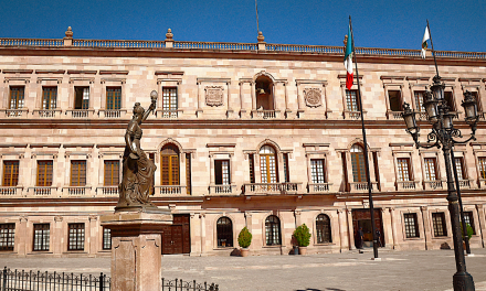 Trabajan con guardias en el Gobierno del Estado