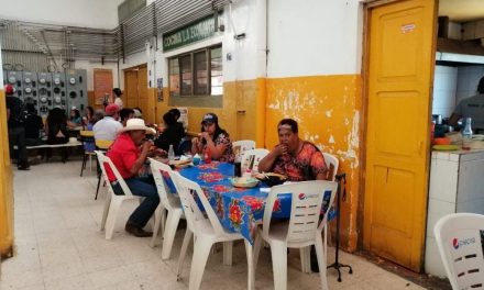 Por ola de calor, supervisa Salud a restaurantes