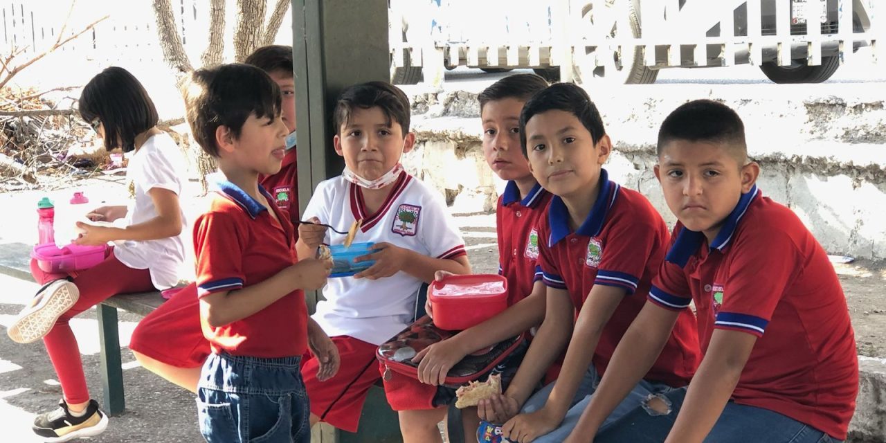 Regresan 78 mil estudiantes a las aulas en la región Centro
