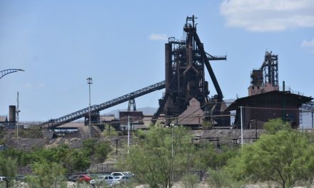 Obreros confían en reactivación de AHMSA