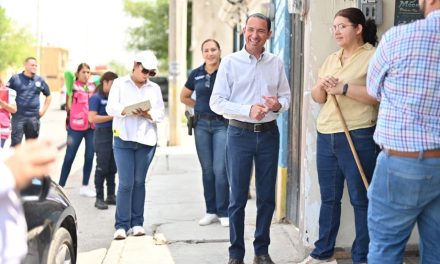 Atiende Emilio de Hoyos a todos los sectores de Acuña