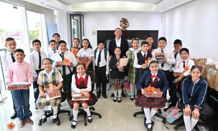 Rinde protesta el Cabildo Infantil de Acuña