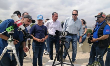 Incrementa la derrama económica gracias a eclipse en Acuña