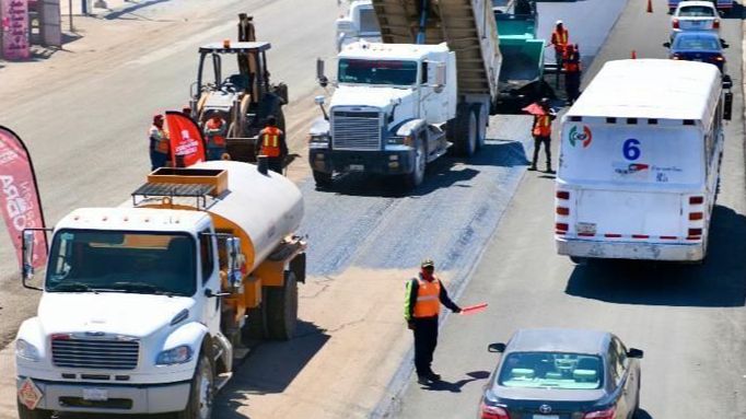 Supervisa Román Cepeda obras de pavimentación