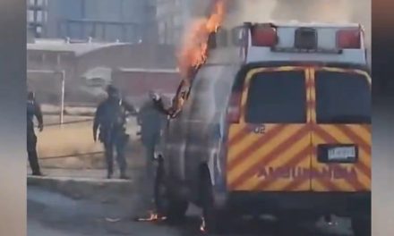 Violencia sigue en Guanajuato; queman ambulancias y matan a paramédicos y policías