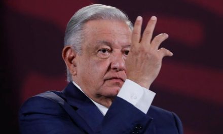 Acusa AMLO a Estados Unidos y afirma que tienen la manía de entrometerse en la política de otros países