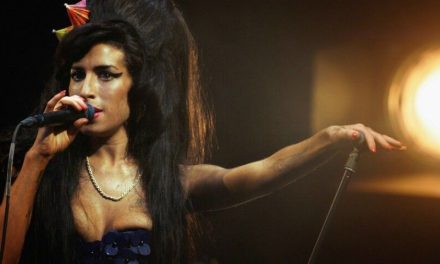 Back to Black: Un retrato desgarrador de la Vida de Amy Winehouse