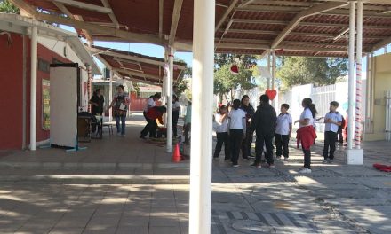 Analizan modificación de horario escolar en Coahuila por las altas temperaturas