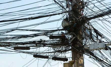 Van contra las empresas de telefonía e internet