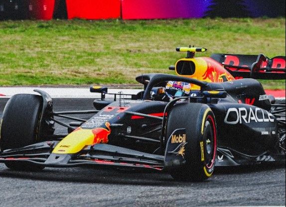 Checo Pérez logra el tercer lugar en el GP de China
