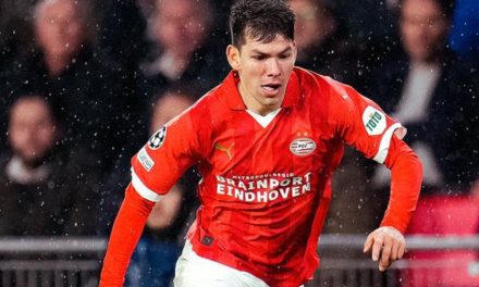 El Chucky Lozano no le cierra las puertas a las Chivas