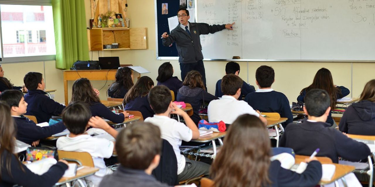 Coahuila: Regresan a clases un millón de estudiantes