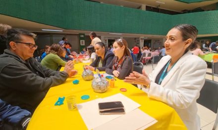 Concientiza IMSS Coahuila a sus trabajadores en inclusión y trato hacia personas con autismo