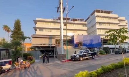 Ingresa comando armado a hospital en Cuernavaca y ejecuta a paciente