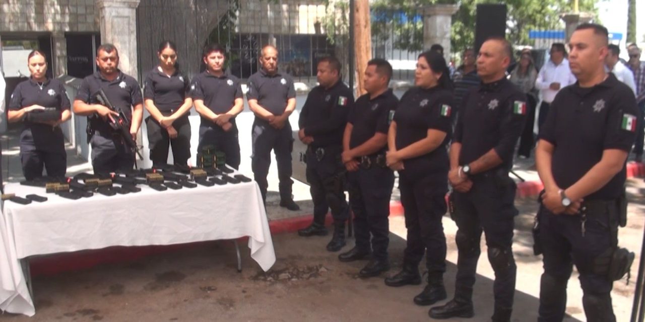 Entregan armamento a policía municipal de Parras