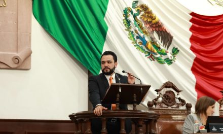 Trabaja el diputado Alberto Hurtado por la dignificación de las viviendas de Coahuila
