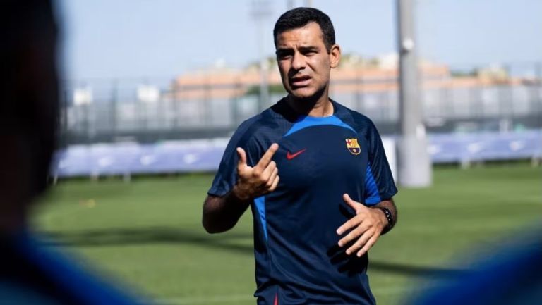El FC Barcelona ofrece a Rafa Márquez extender su contrato como entrenador