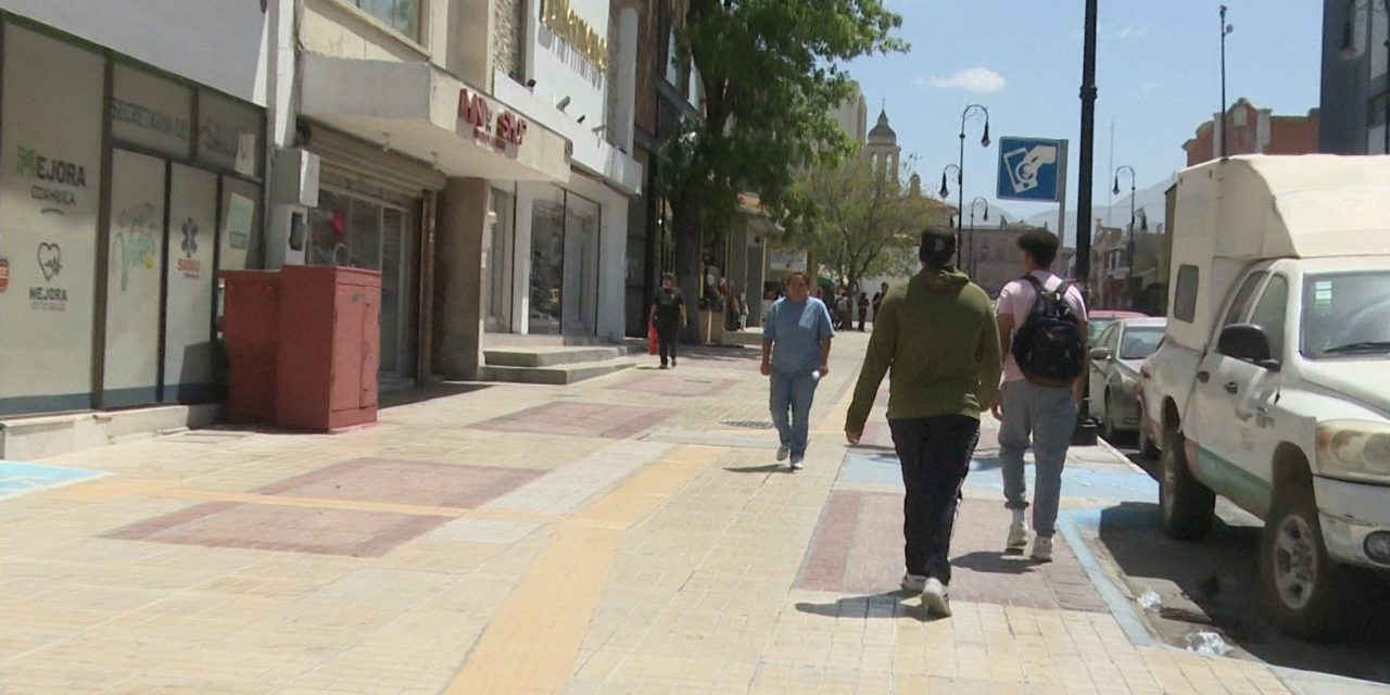 Saltillenses se preparan para apreciar el eclipse de sol