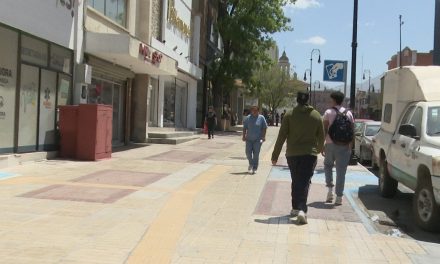 Saltillenses se preparan para apreciar el eclipse de sol