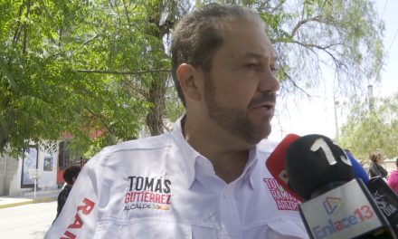 Se compromete Tomás a mejorar el transporte en Ramos Arizpe