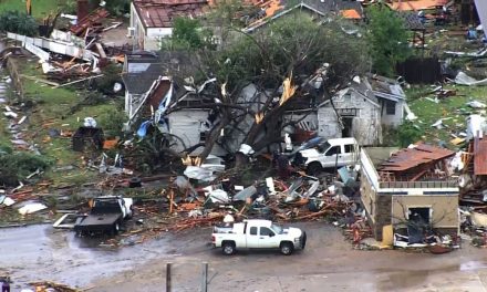 Tornado de Oklahoma deja al menos dos muertes confirmadas