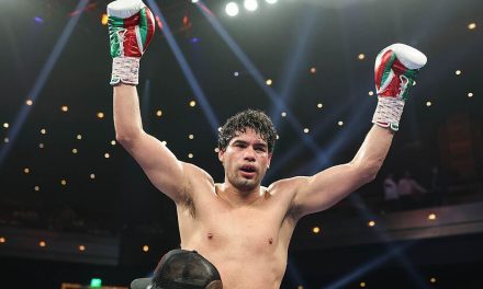 ‘Zurdo’ Ramírez hace historia; primer mexicano campeón mundial en peso crucero