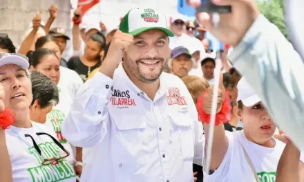 Se compromete Carlos Villarreal a colocar áreas verdes