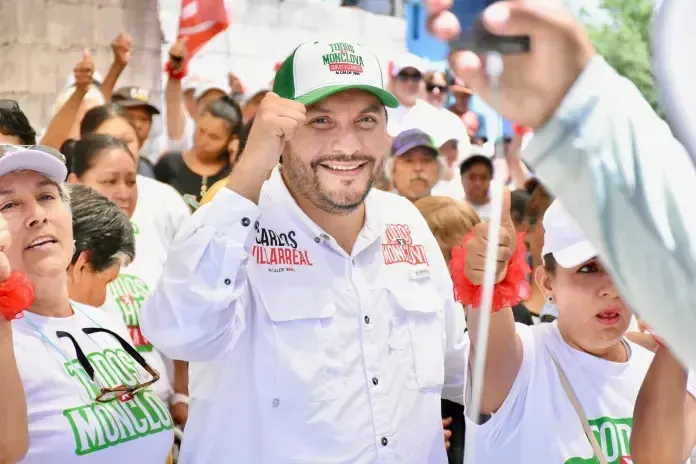 Se compromete Carlos Villarreal a colocar áreas verdes