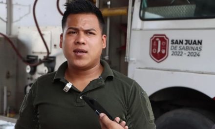 Llaman bomberos a prevenir golpes de calor
