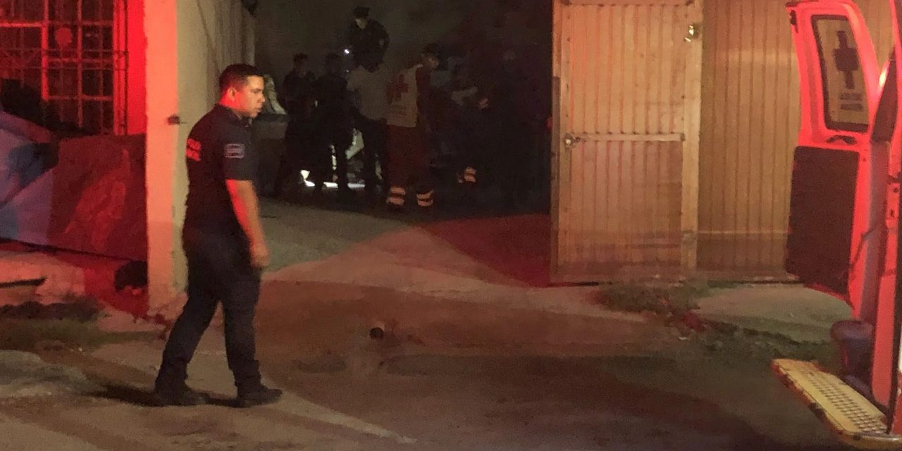 Rescatan a hombre colgado en su terraza en Sabinas