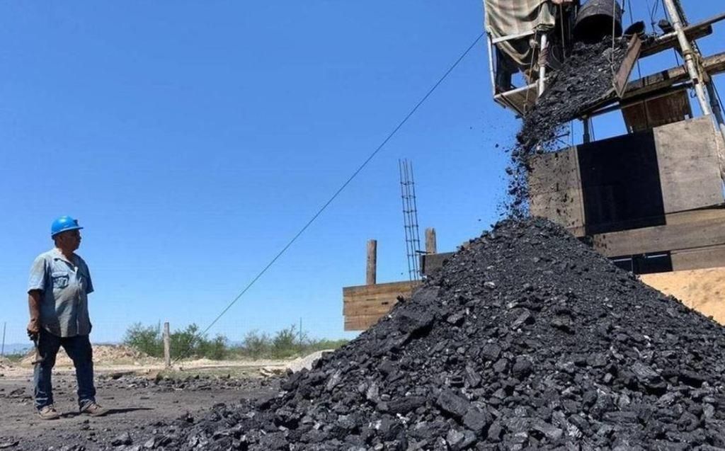 Apuntan necesidad de generar energía con carboeléctricas