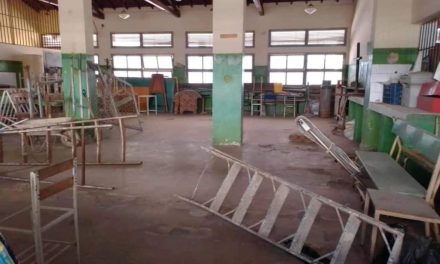 Gobierno de AMLO priorizó las Becas Benito Juárez que la rehabilitación de escuelas