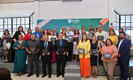 Reconoce Acuña ardua labor de los docentes