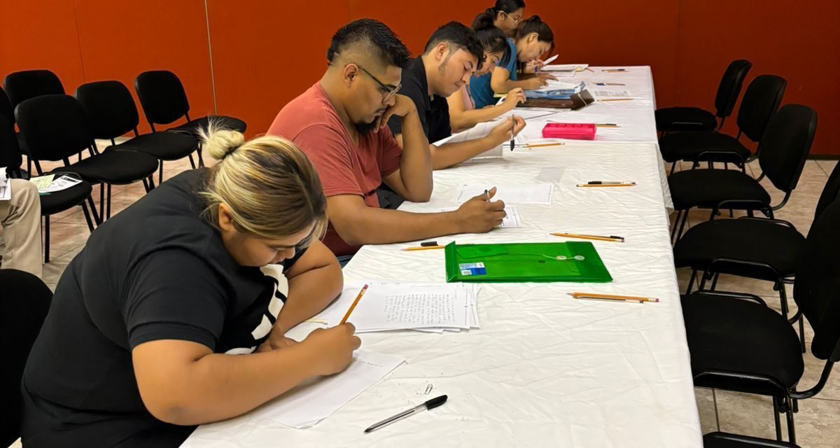 Jóvenes buscan incorporarse a la Policía de Acuña