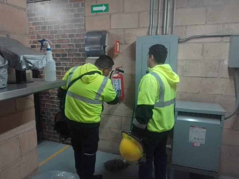 Realizan simulacros en empresas en Torreón