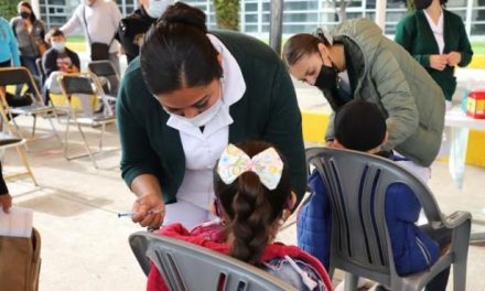 Vacunación a menores y adolescentes contra el Covid es permanente en Coahuila