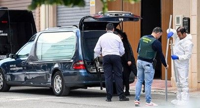 Abuelito le quita la vida a sus dos nietos y después se dispara en España