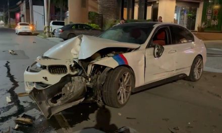 Acabó incorporándose sin precaución y provocó un fuerte accidente vial en Saltillo