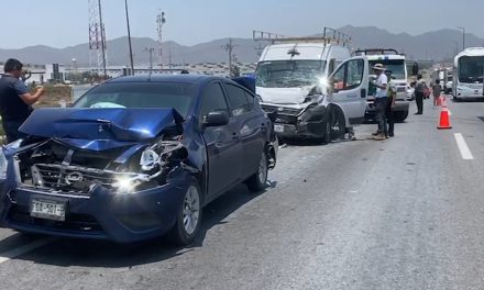 Choque múltiple en la carretera Saltillo- Monterrey