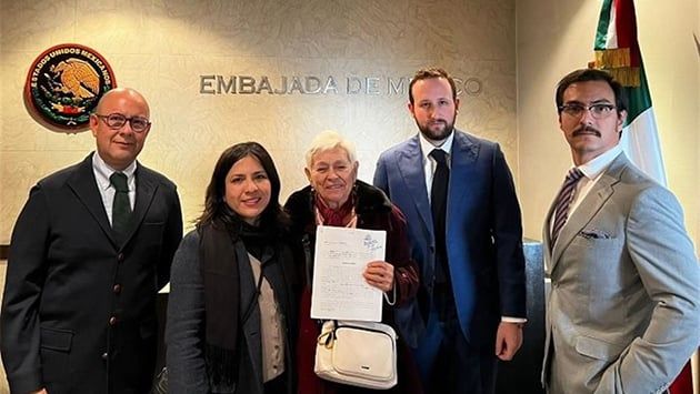 Presentan denuncia ante la FGR contra el presidente de Ecuaor, Daniel Noboa