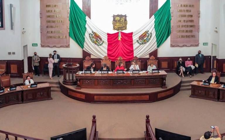 Proponen crear el programa Mujeres con futuro
